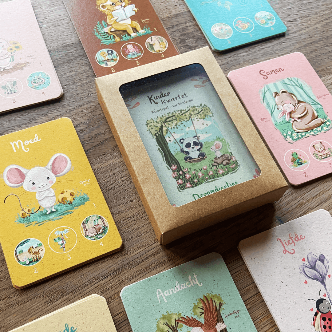 Droomdiertjes card deck materials
